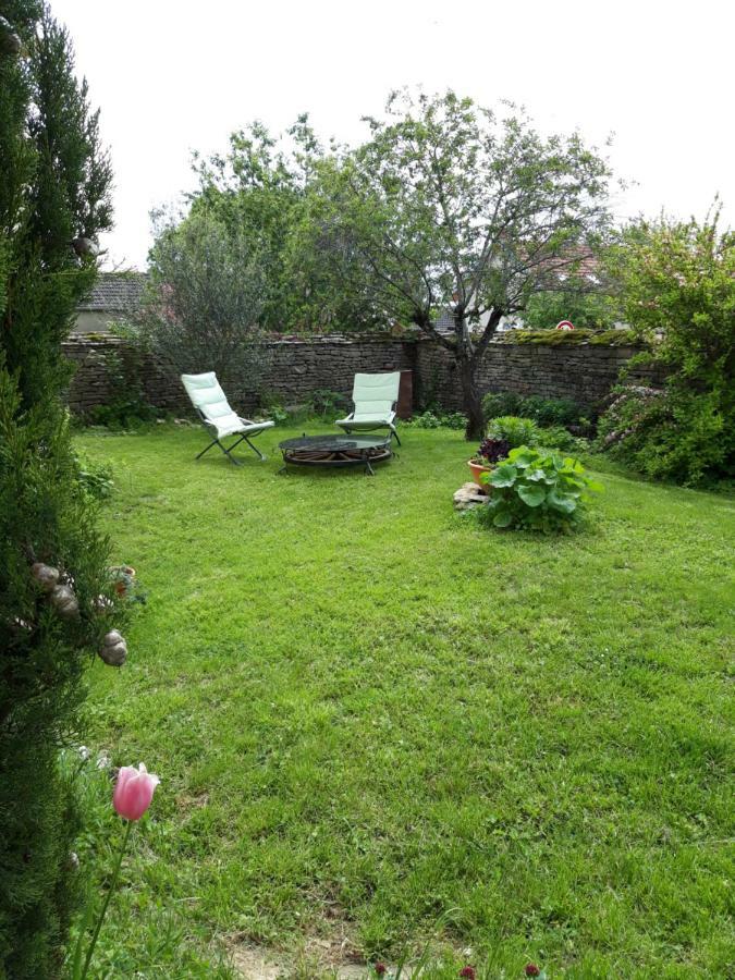 Le Bois De Laval Bed & Breakfast Marey-les-Fussey Exterior photo